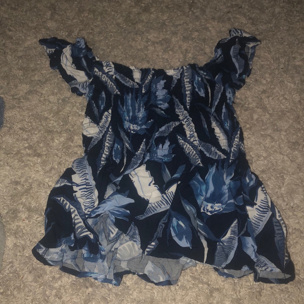 super cute blue floral tube top /tank top⭐️